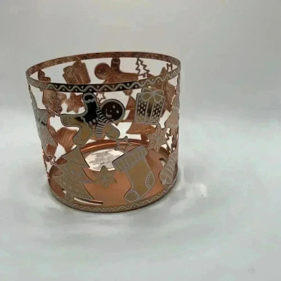 Bath & Body Works GINGERBREAD ORNAMENT 3 Wick Luminary CANDLE HOLDER Sleeve - Picture 4 of 4